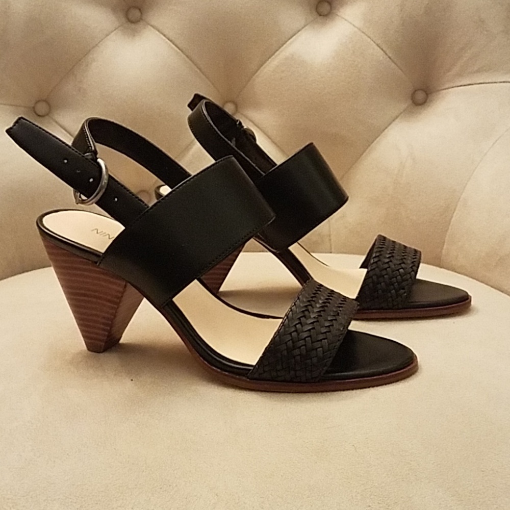NWT Nine West Black Leather Sandals